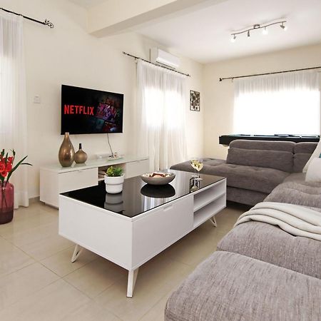Nissi Adamite Villa Ayia Napa Bagian luar foto