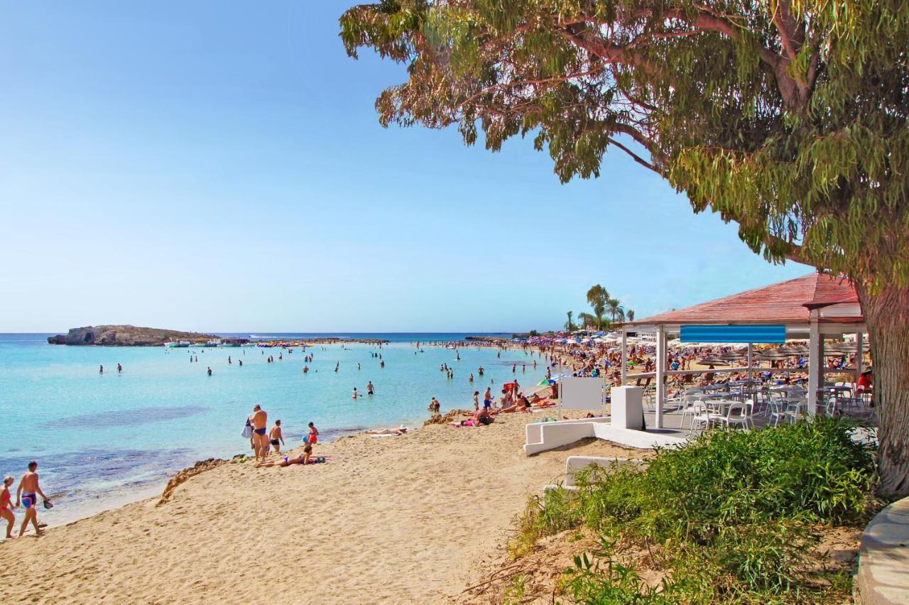 Nissi Adamite Villa Ayia Napa Bagian luar foto